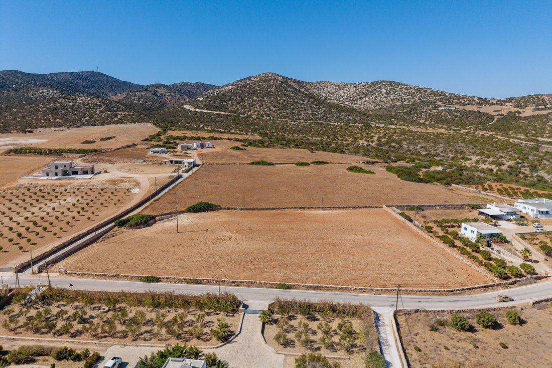 Land in Antiparos, Aegean, Greece 4 - 19050556