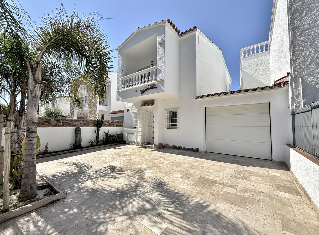 Villa en Ampuriabrava, Cataluña, España 1 - 16555934