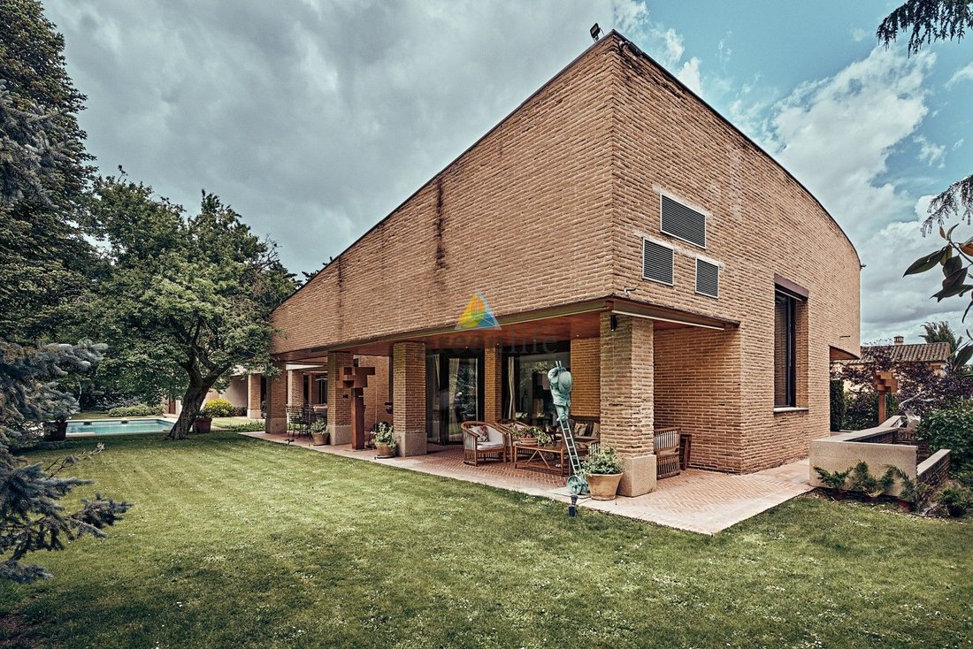 Country House in Somosaguas, Pozuelo de Alarcon, Comunidad de Madrid 3 - 19050570