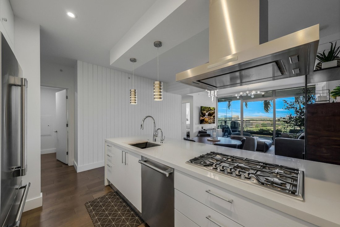 Scottsdale, Arizona, United States 4 - 19050659