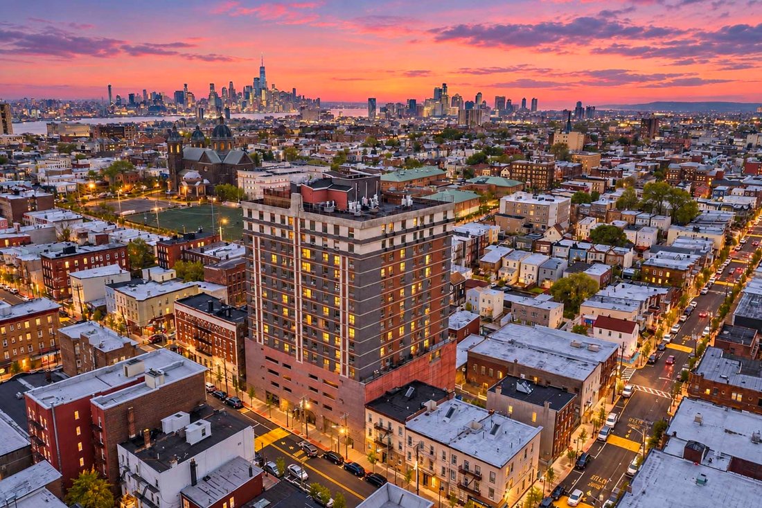 Condo in Union City, New Jersey, United States 1 - 19050760