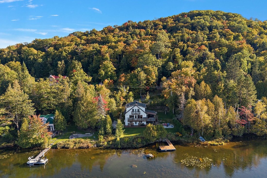 Casa a Saint-Hippolyte, Québec, Canada 1 - 19014692