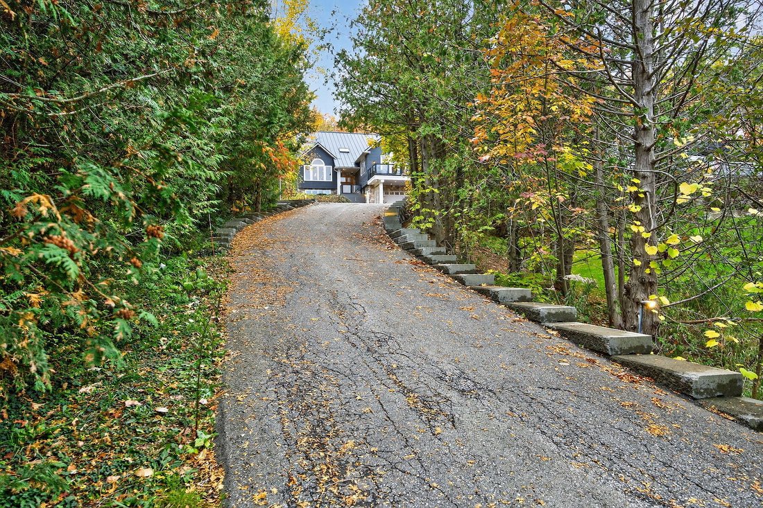 House in Blue Mountains, Ontario, Canada 2 - 16505293