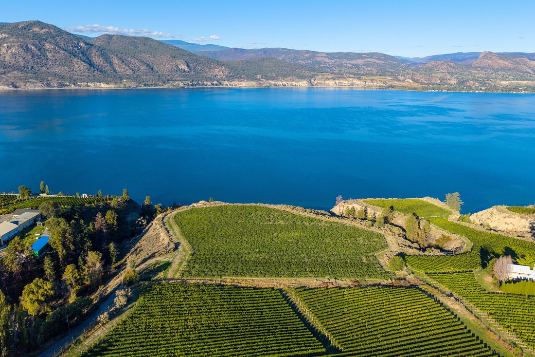 Haus in Penticton, Britisch-Kolumbien, Kanada 1 - 19050706