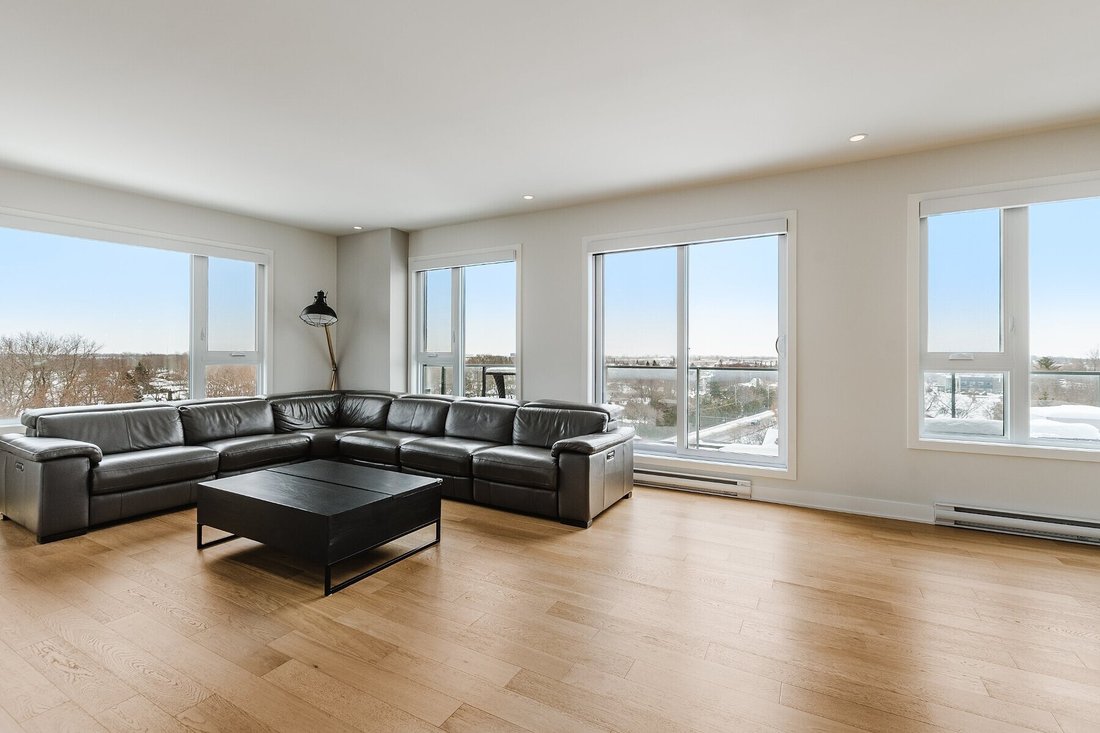 Condominio a Candiac, Québec, Canada 5 - 17422275