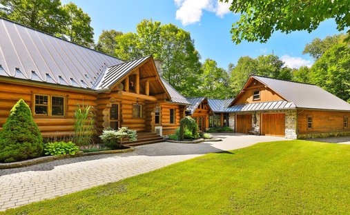 Casa a Saint-Alexis-des-Monts, Québec, Canada 1
