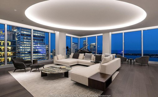 Condo in Toronto, Ontario, Canada 1