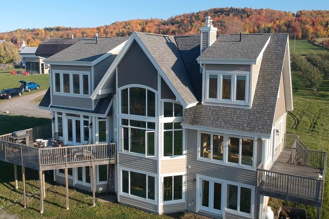 House in Sainte-Famille, Quebec, Quebec, Canada 2 - 18238665