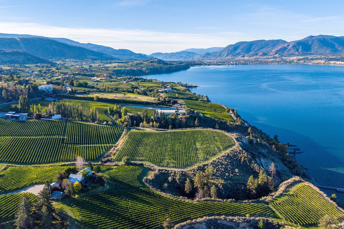 Haus in Penticton, Britisch-Kolumbien, Kanada 3 - 19050706