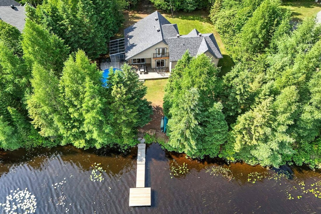 Casa en Lantier, Quebec, Quebec, Canadá 1 - 18400434