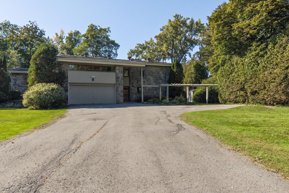 Casa a Senneville, Québec, Canada 2 - 18996256
