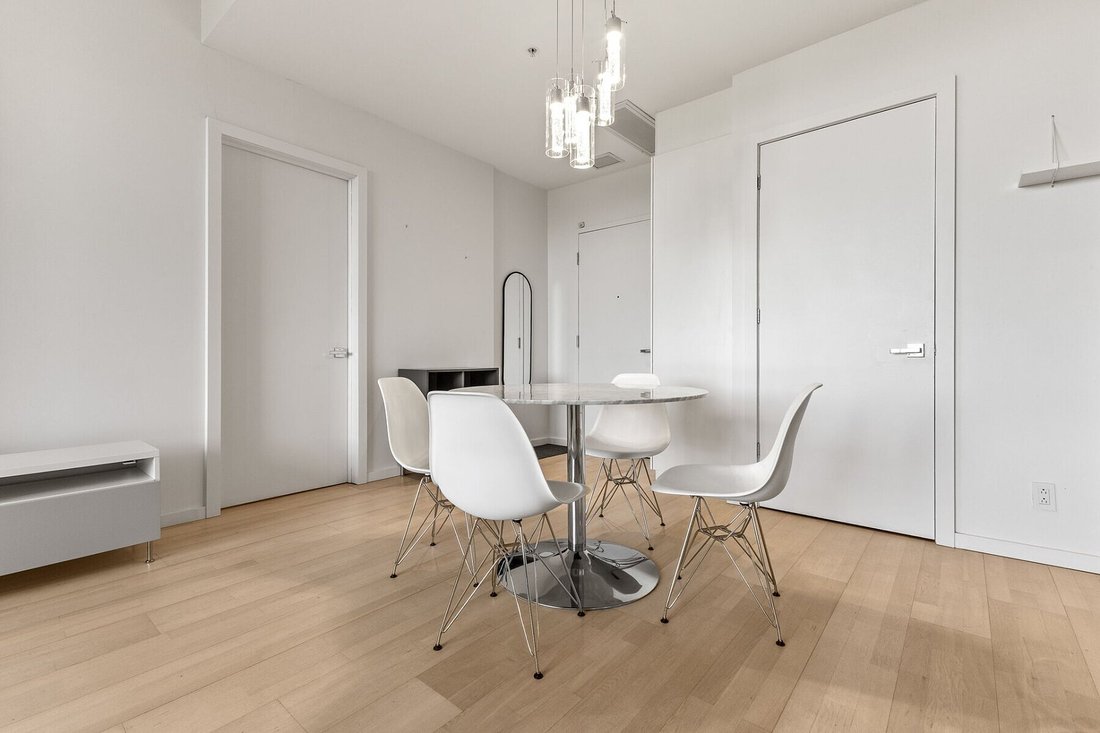 Condo in Montréal, Quebec, Canada 2 - 19048243