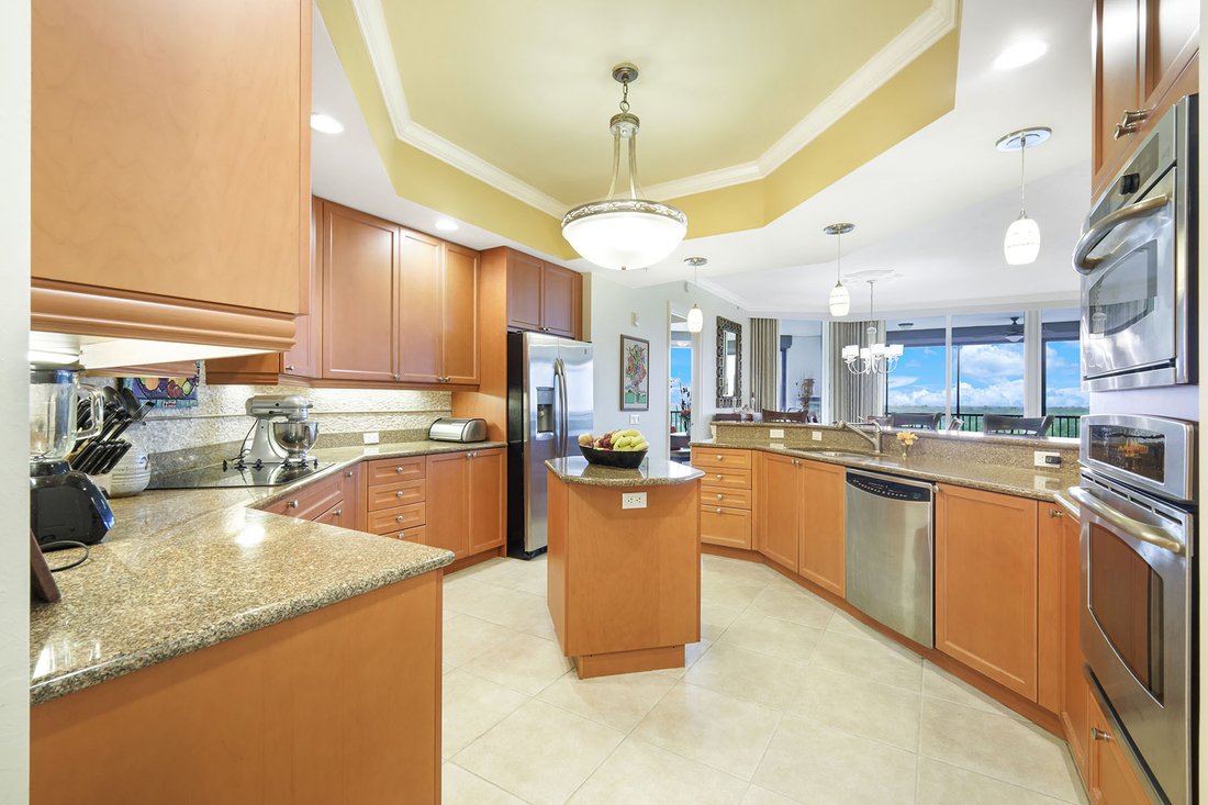 Condo in Bonita Springs, Florida, United States 5 - 19050684
