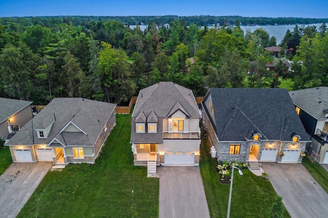 Haus in Kawartha Lakes, Ontario, Kanada 2 - 18636915