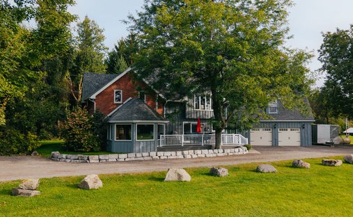 Farm Ranch in Amaranth, Ontario, Canada 1
