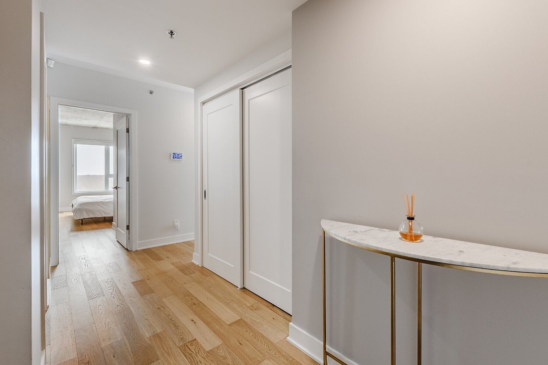 Condominio a Candiac, Québec, Canada 4 - 17422275