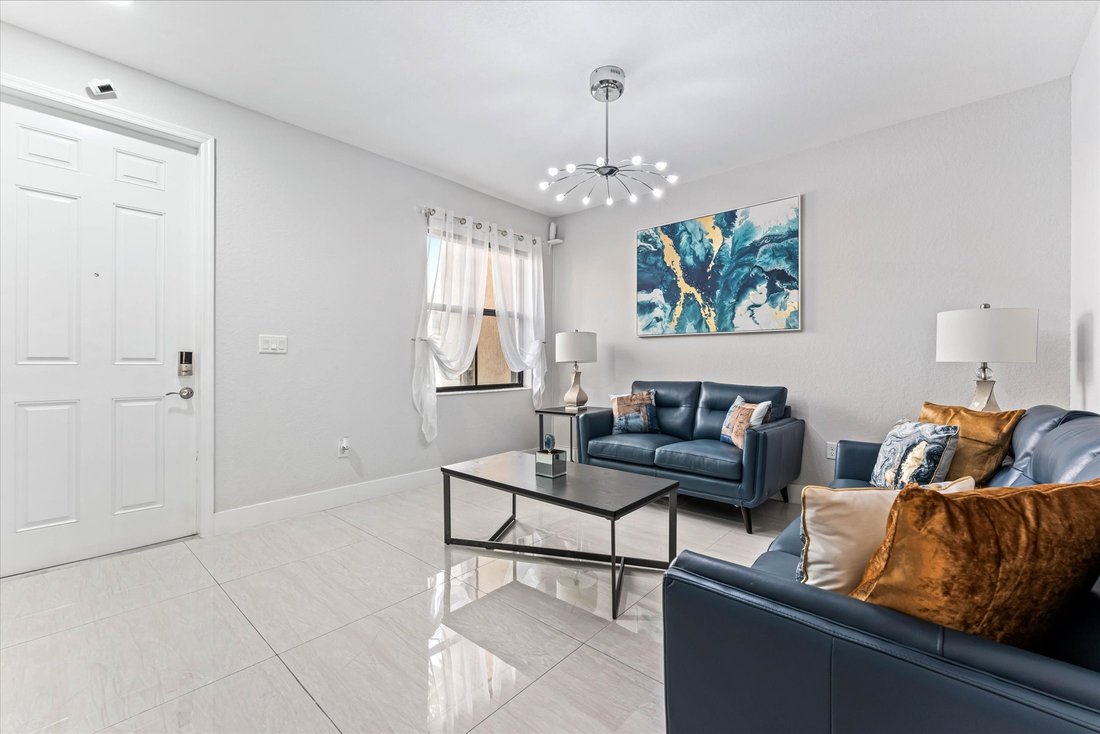 Townhouse en Miami Lakes, Florida, Estados Unidos 2 - 19050613