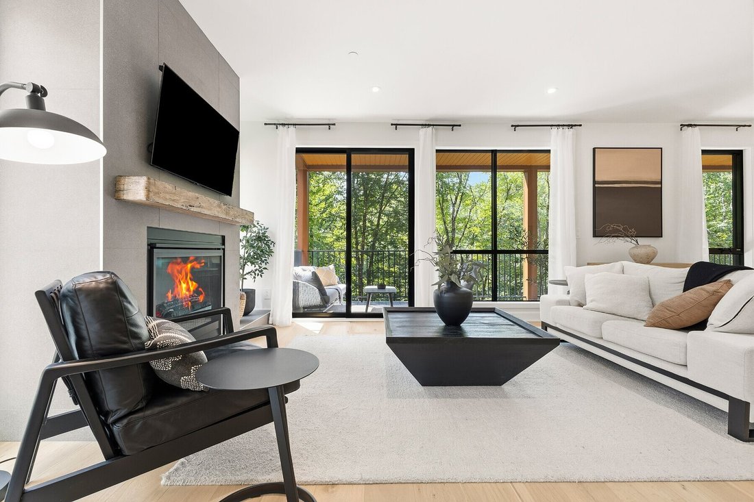 Appartement à Mont-Tremblant, Québec, Canada 3 - 18423919
