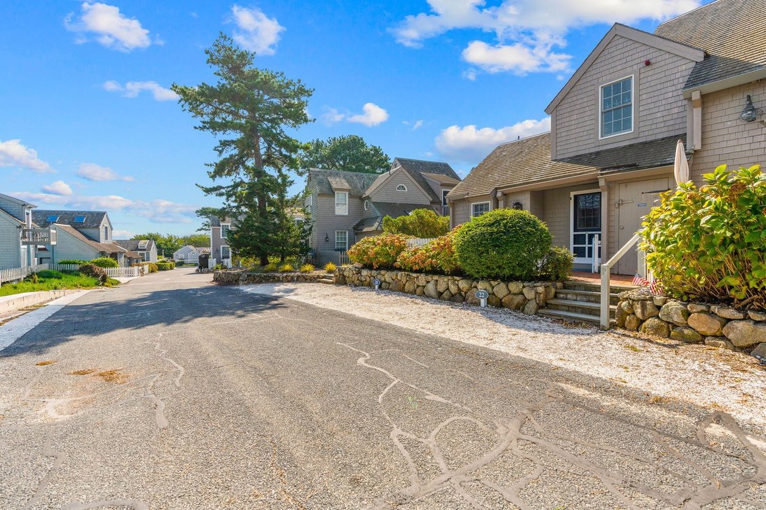 Condo in Mashpee, Massachusetts, United States 4 - 19050598