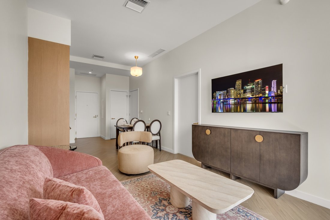 Condo in Miami, Florida, United States 3 - 19050593