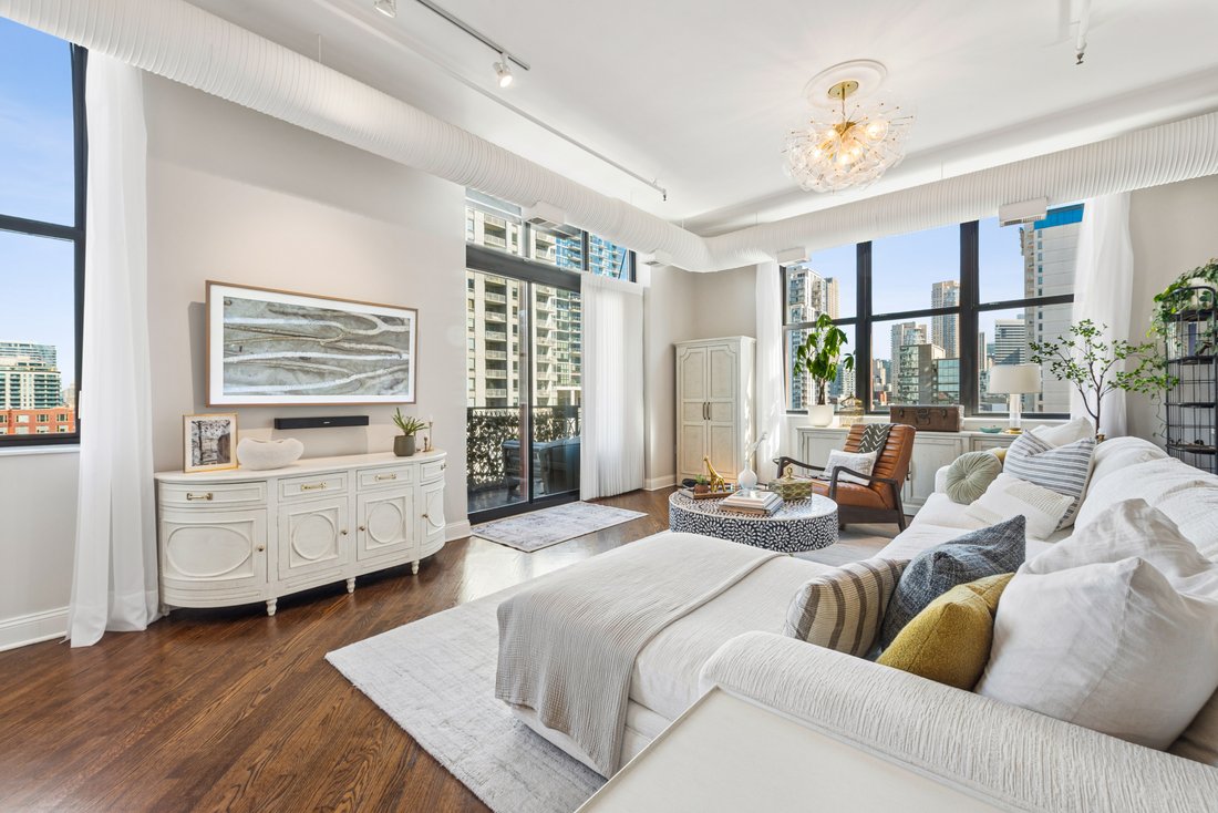 Condo in Chicago, Illinois, United States 3 - 19050679