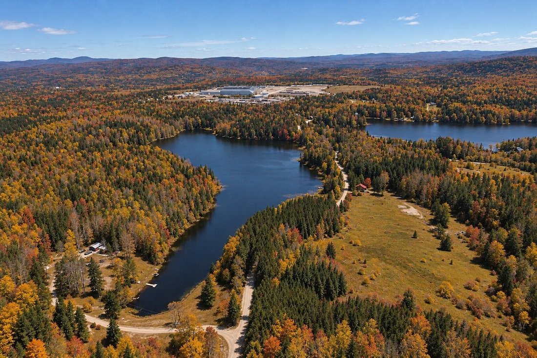 Terrain à Saint-Michel-des-Saints, Québec, Canada 1 - 18957468