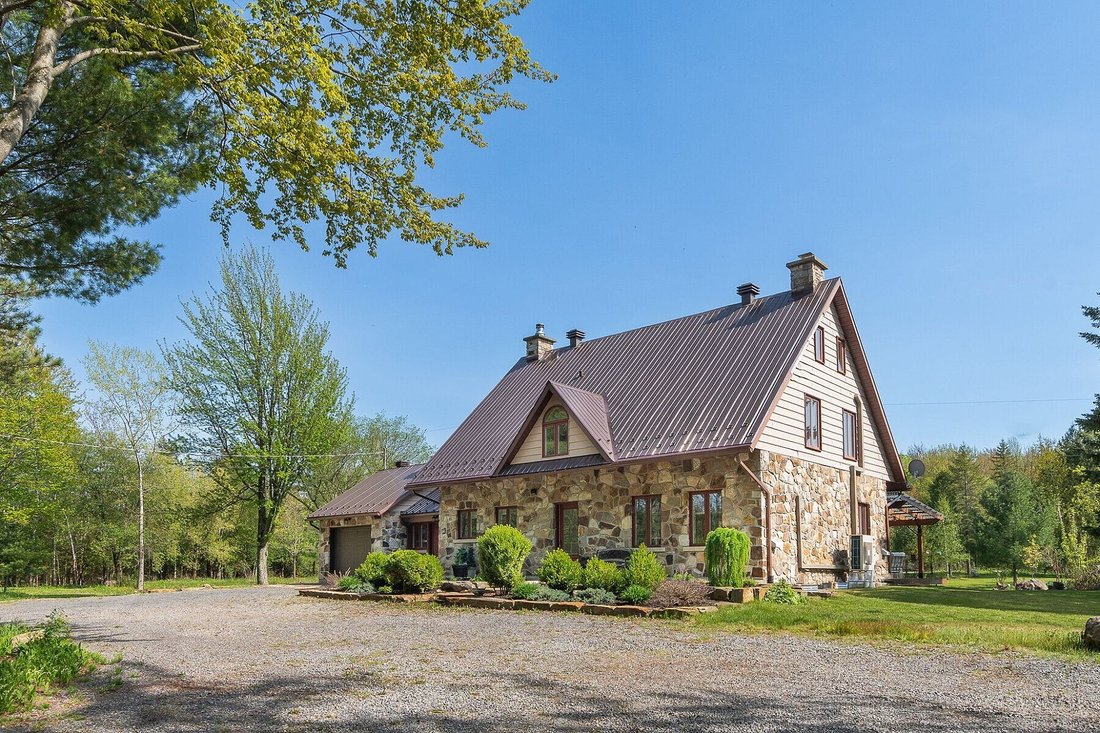 Casa en Hinchinbrooke, Quebec, Canadá 4 - 17051659
