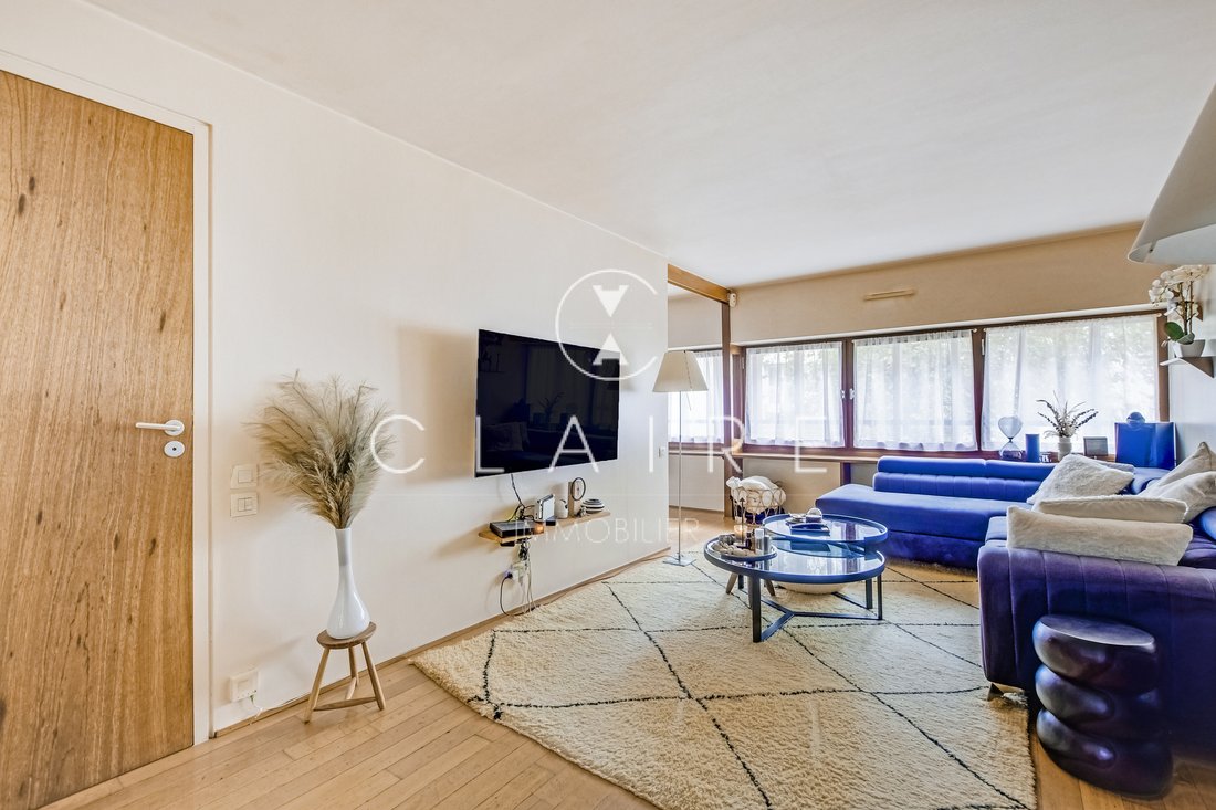 Apartment in Lorette-Martyrs, Paris 9e Arrondissement, Paris 2 - 19054602