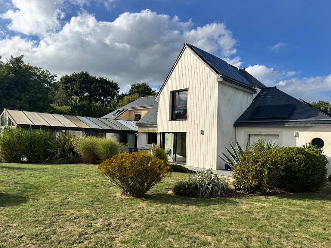 Villa in Yffiniac, Brittany, France 4 - 19055887