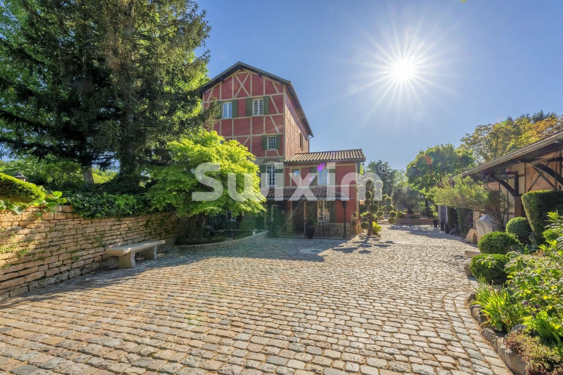 House in Sainte-Euphemie, Auvergne-Rhône-Alpes, France 1 - 19051630