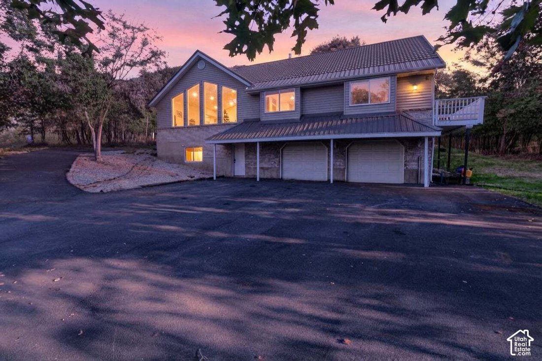 House in Woodland Hills, Utah, United States 2 - 19053916