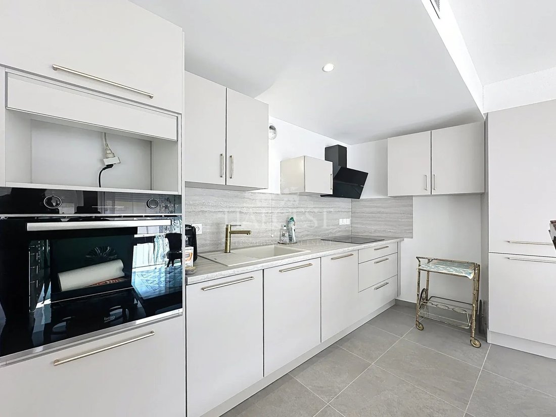 Apartment in French Riviera, Provence-Alpes-Côte d'Azur, France 3 - 19055246