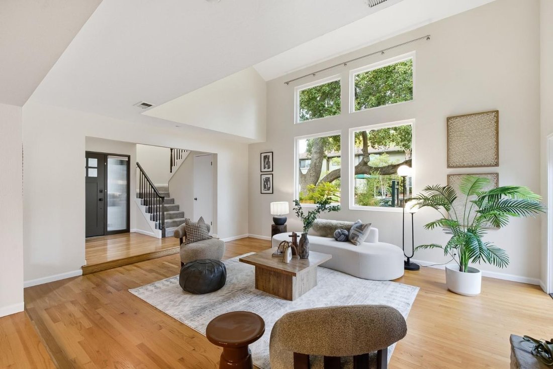 Townhouse en Los Altos Hills, California, Estados Unidos 4 - 19054060