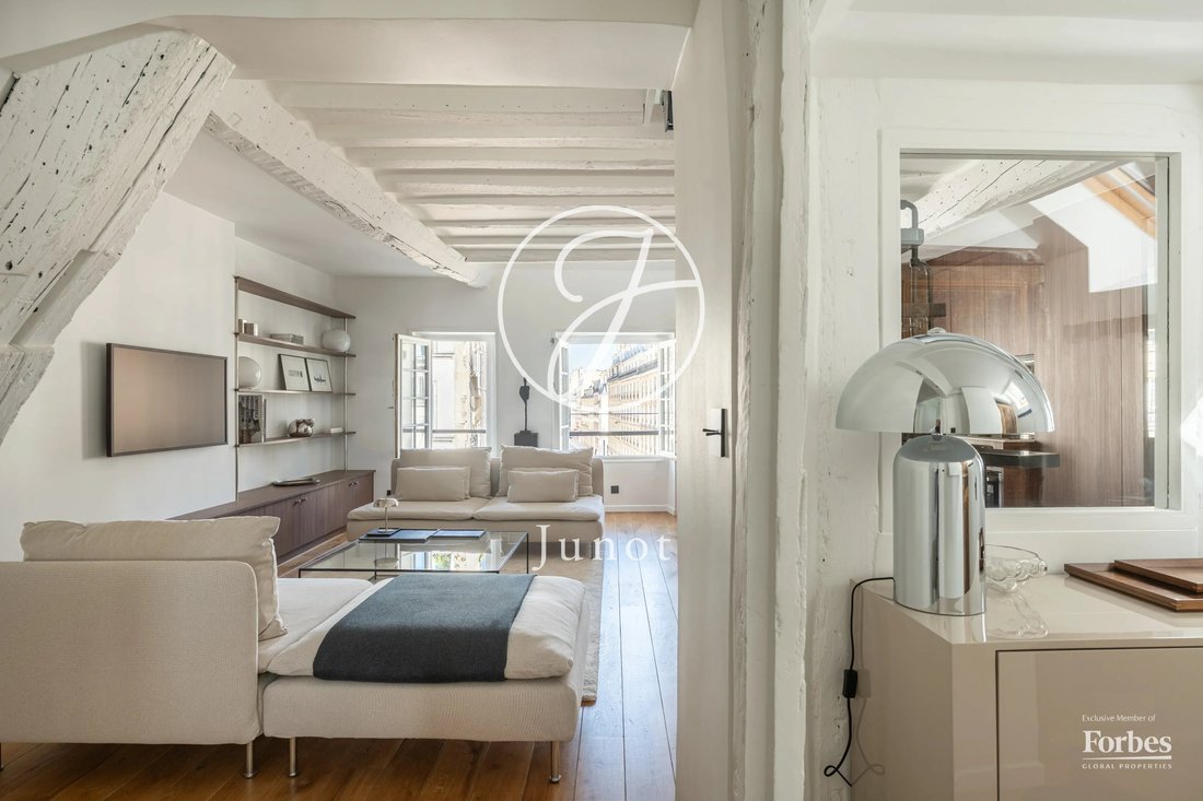 Apartment in Arsenal, Paris 4e Arrondissement, Paris 5 - 19051880