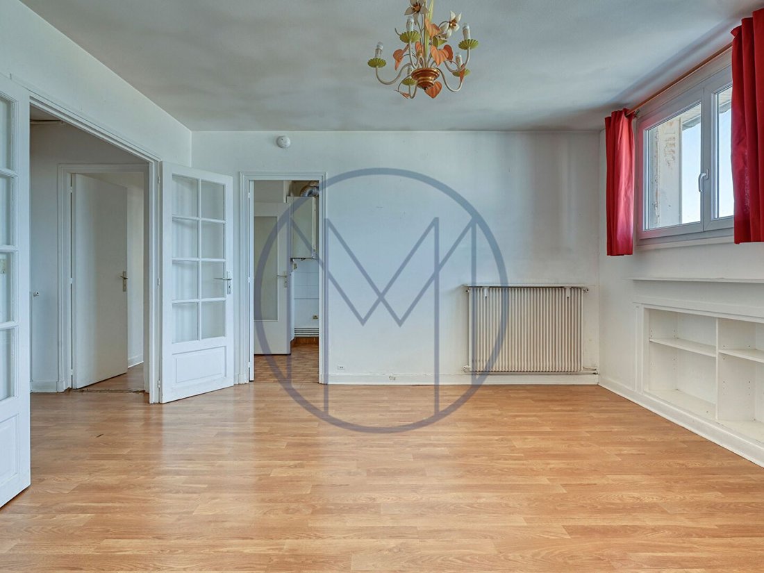 Apartment in Domaine National du Château, Versailles, France 1 - 19055096
