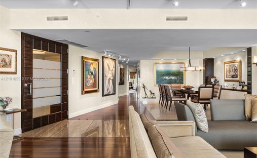 Appartement à Golden Beach, Floride, États-Unis 1