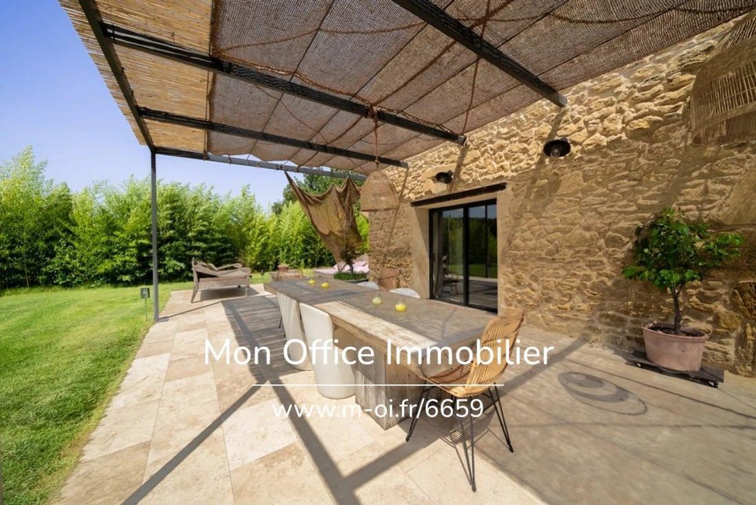 Casa en Vaugines, Provenza-Alpes-Costa Azul, Francia 3 - 19055312