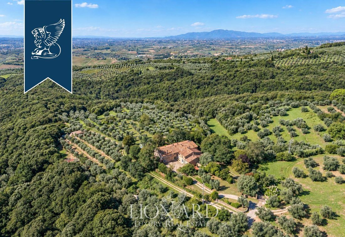Villa in Limite, Tuscany, Italy 3 - 19055253