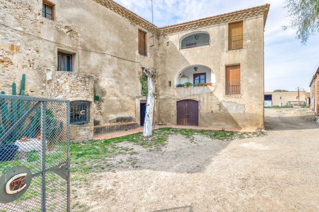 Finca a Riumors, Catalogna, Spagna 2 - 19053933