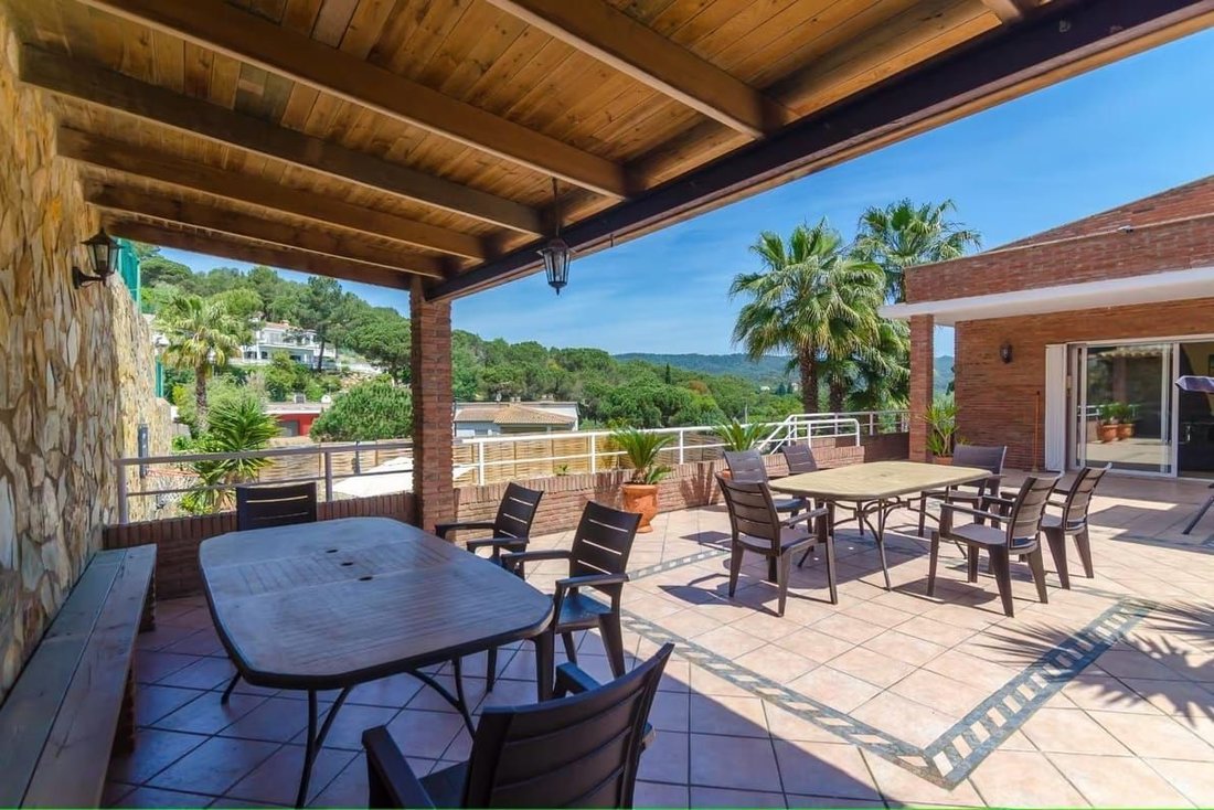Chalet in Lloret de Mar, Katalonien, Spanien 5 - 19053384