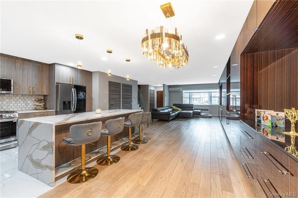 House in New York, New York, United States 4 - 19053886