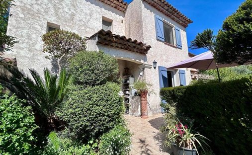 Casa en Grimaud, Provenza-Alpes-Costa Azul, Francia 1