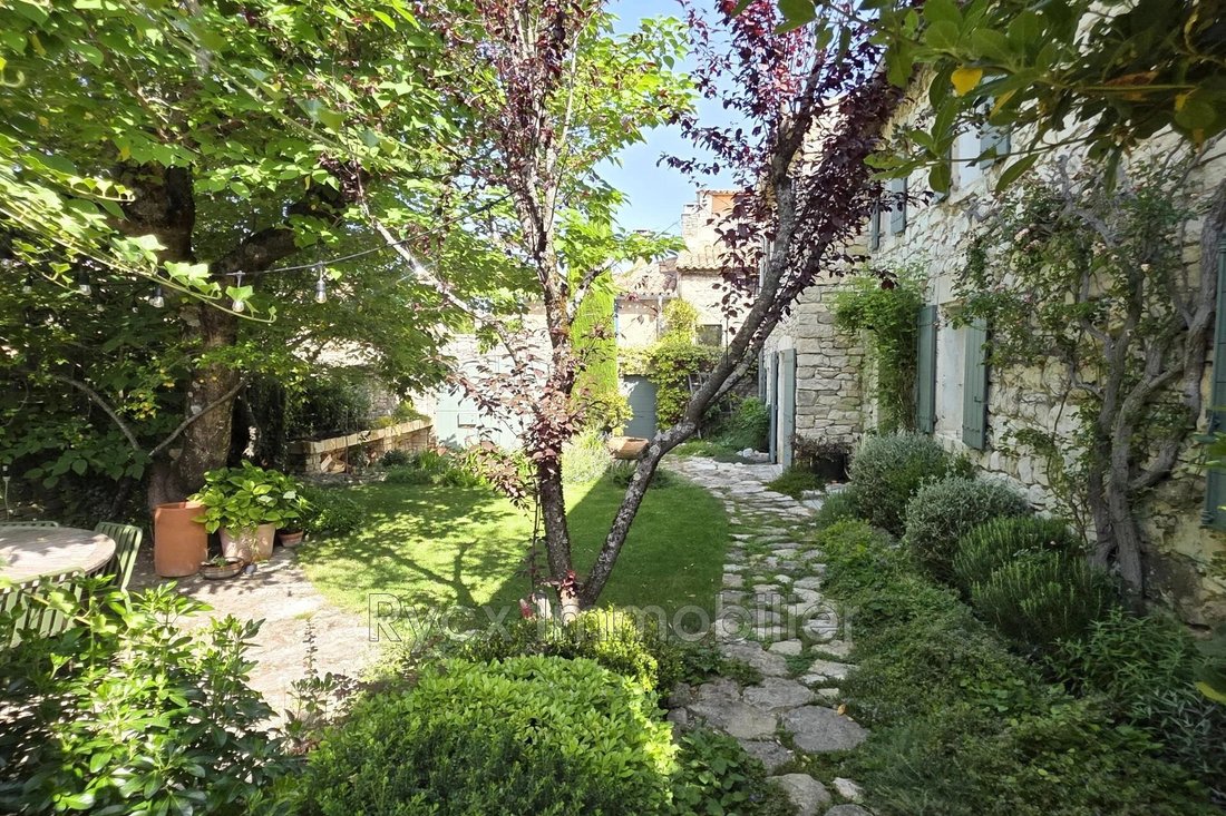 Villa in Murs, Provence-Alpes-Côte d'Azur, Frankreich 2 - 18657600