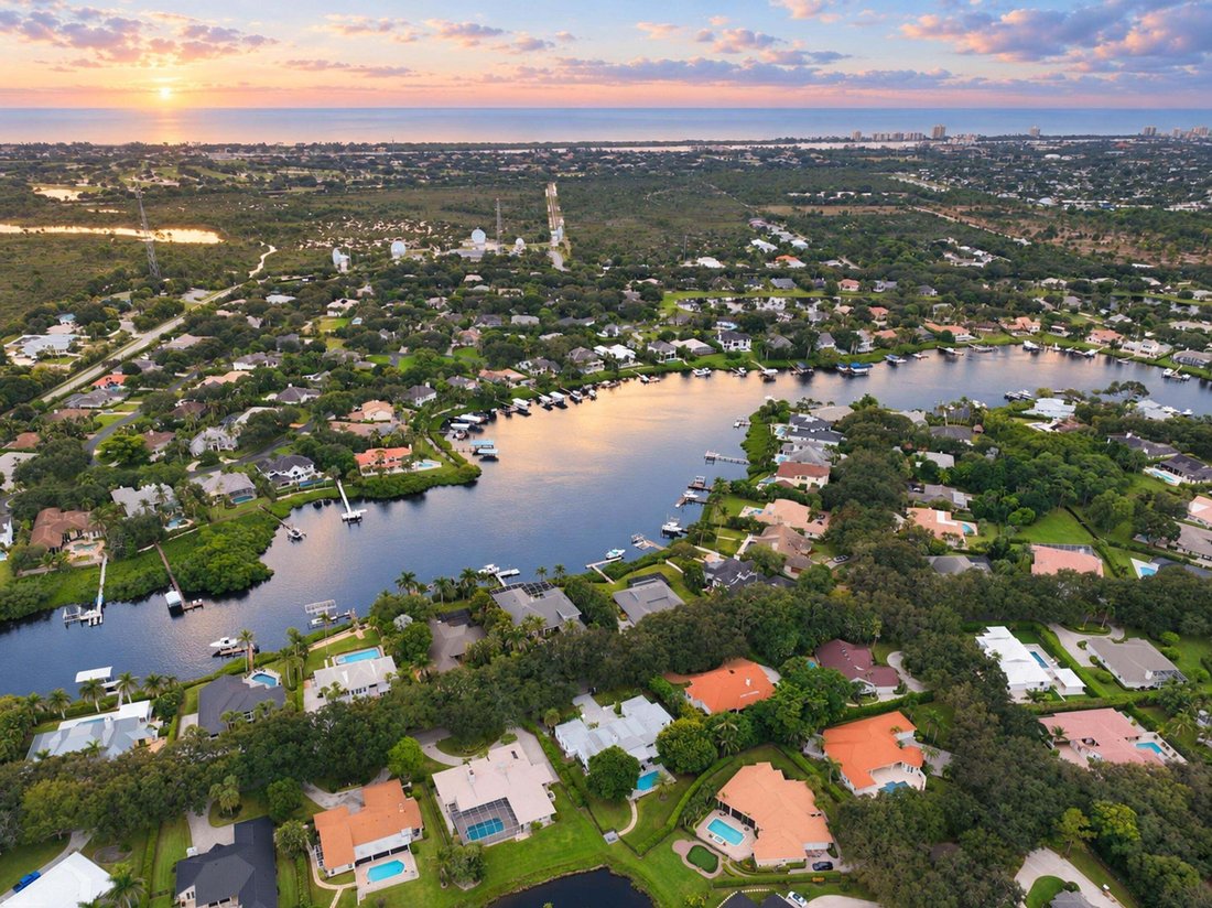 House in Tequesta, Florida, United States 3 - 19054452
