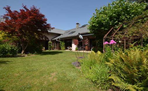 Haus in Centre Ville, Albertville, Frankreich 1