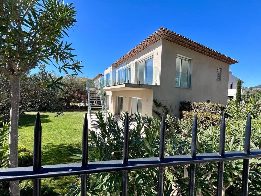 Maison à Sud, Cavalaire-sur-Mer, France 1 - 19052030