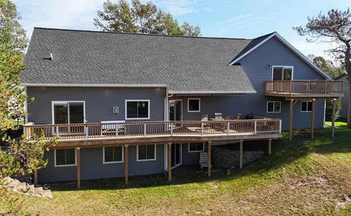 House in Legend Lake, Wisconsin, United States 1