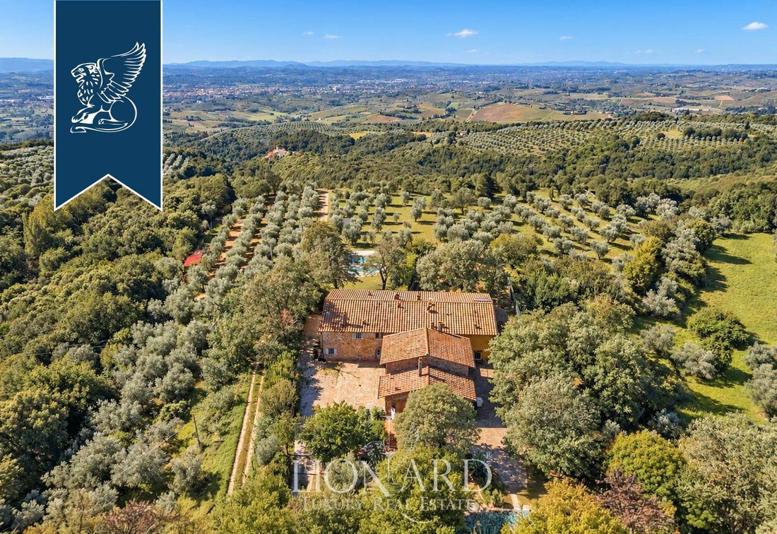 Villa in Limite, Tuscany, Italy 4 - 19055253