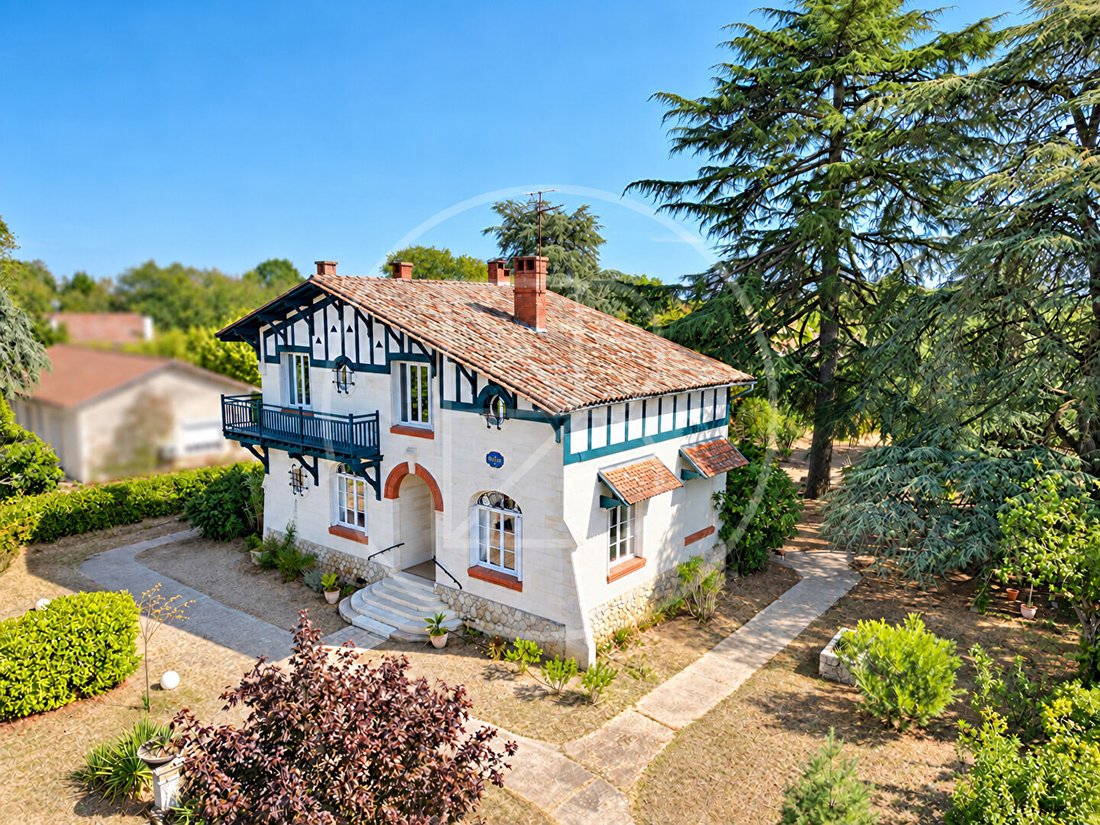 Villa in Libourne, Nouvelle-Aquitaine, France 3 - 19051766