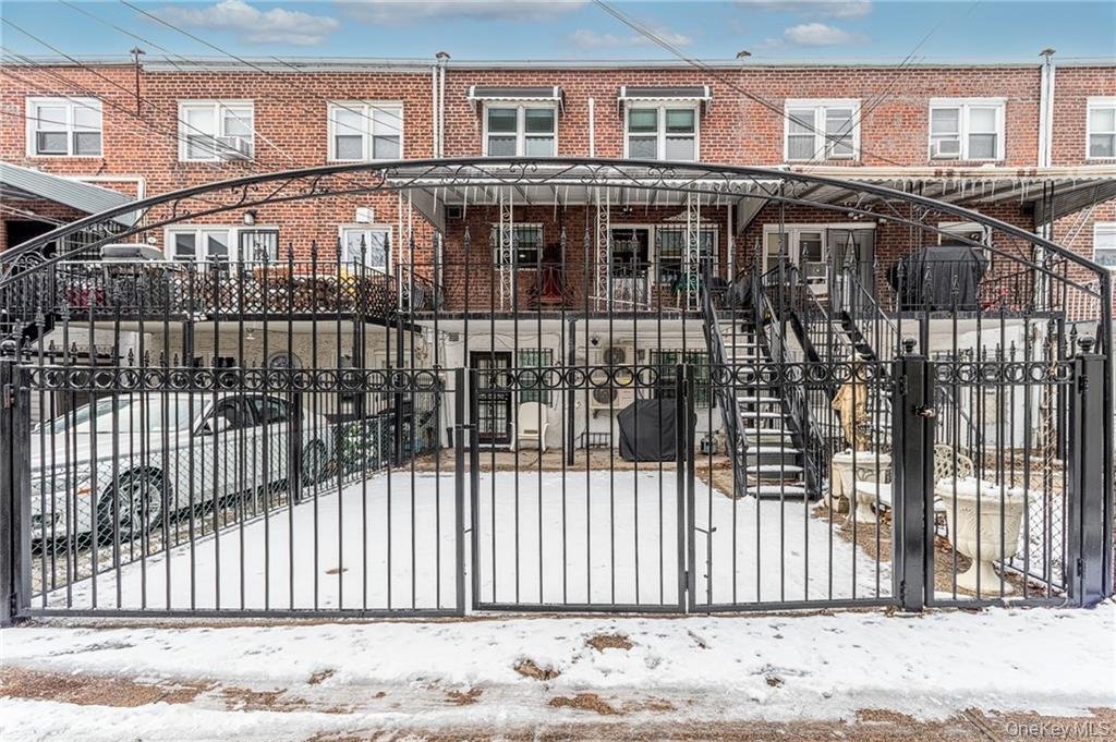 House in New York, New York, United States 1 - 19053886